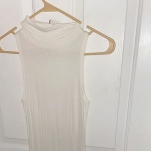 White beach maxi dress ‼️